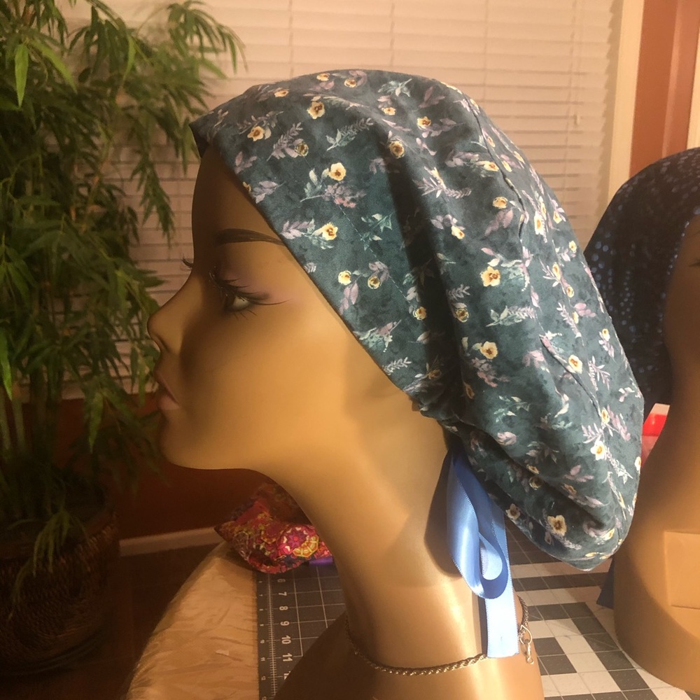 Large pixie cap